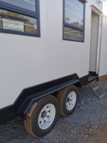 Trailer built to spec Mobile field service trailer manufacturing